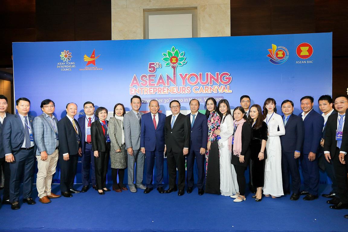 Thắng Lợi Group tài trợ kim cương cho chương trình Carnival doanh nhân trẻ Asean 2020